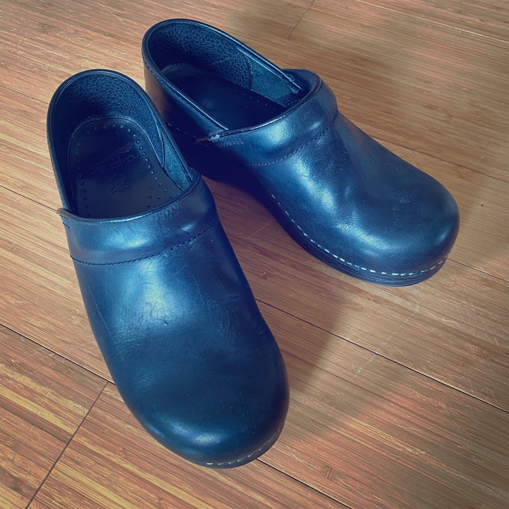 Dansko Professional Size 39